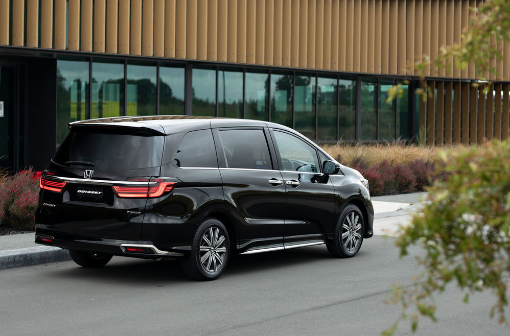 Honda 7 Seat & 8 Seater SUVs & Cars | CR-V & Odyssey | Honda NZ